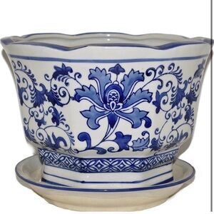 Large Chinoiserie planter